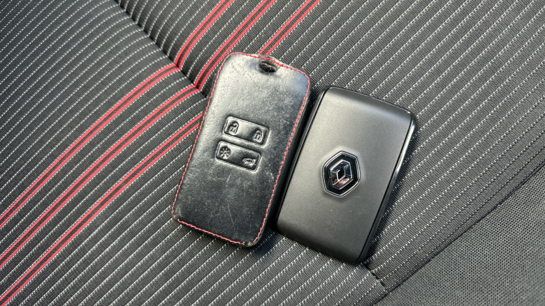 Renault Clio 1.0 TCe 90 RS Line 5dr Petrol Hatchback